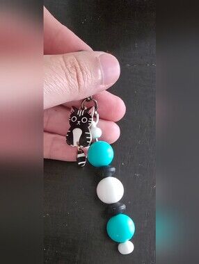 Cat Charm Beaded Keychain - Black, White & Turquoise